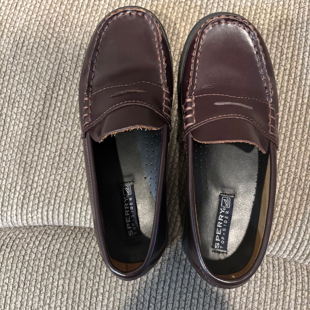 Sperry penny loafers 2W